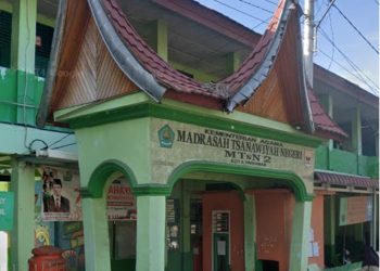 Parah! Kepsek MTsN 2 Pariaman Akui Pungut Biaya Puluhan Juta dari Murid untuk Pembangunan Sekolah, tapi Nihil Realisasi