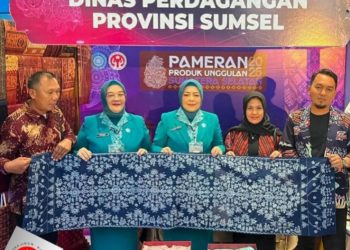 Motif Batik Ciptaan Ketua Dekranasda OKU Selatan Dipatenkan Kementerian Hukum