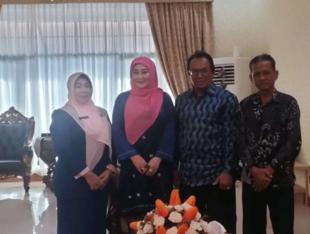 Silaturahmi DPD LPLH Nata Buana Pesisir Selatan dan Anggota DPR RI Bahas Kunjungan Ketum