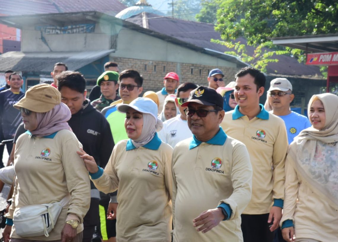 Gerak Jalan Jantung Sehat Sambut Hari Koperasi ke-78, Bupati JKA Lepas Ribuan Peserta