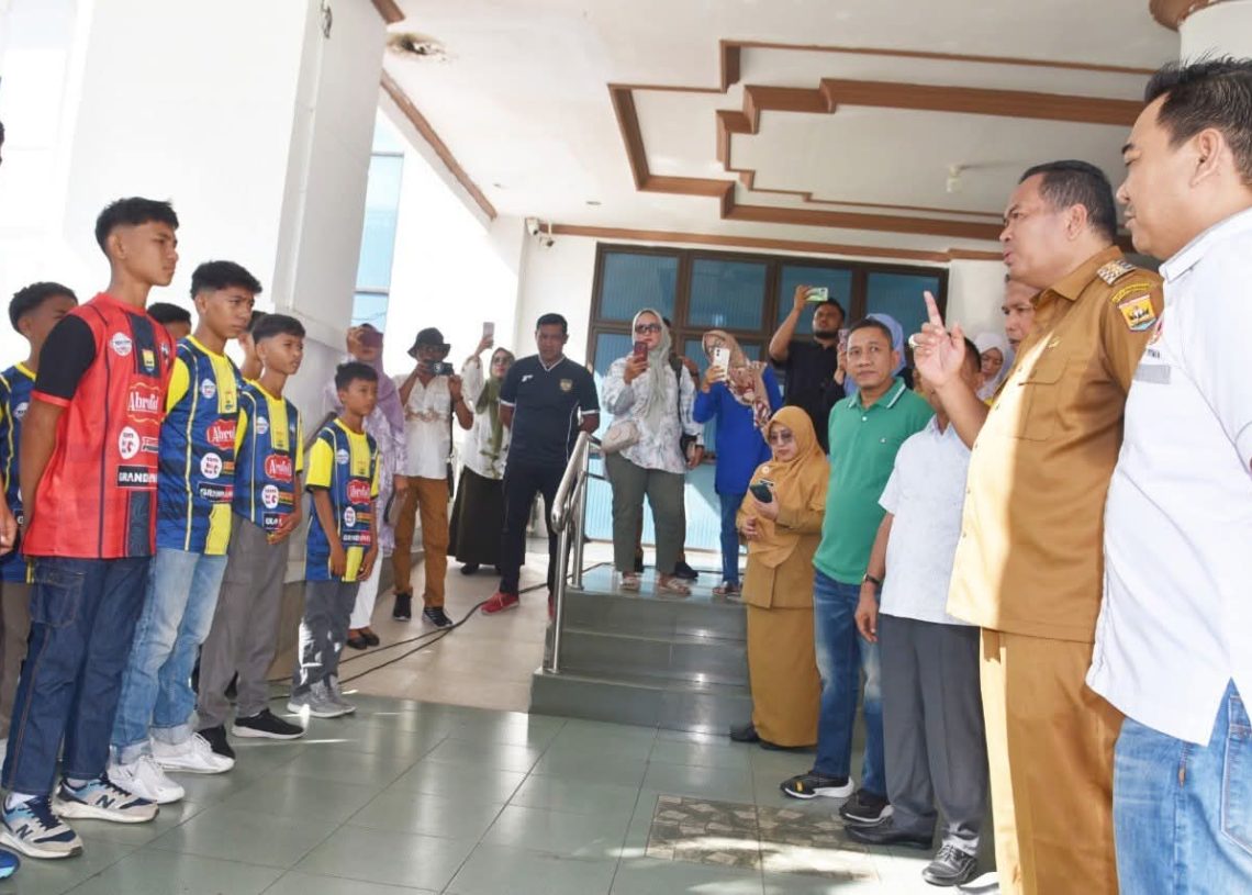 Yota Balad Lepas 25 Atlet PSC Kota Pariaman di Ajang Liga Sentra Putaran Nasional