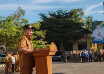Pasaman Luncurkan Ambulans Gratis, Bantuan Seragam, dan Gerakan ASN Bangkit