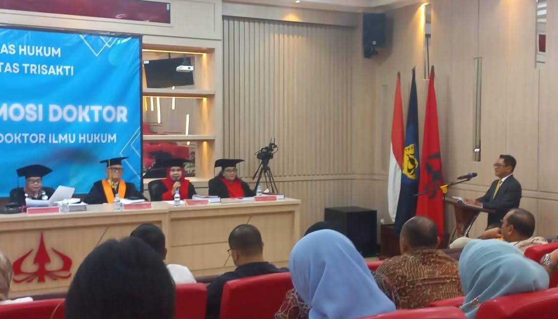 Bupati Padang Pariaman JKA Raih Gelar Doktor Hukum dari Universitas Trisakti