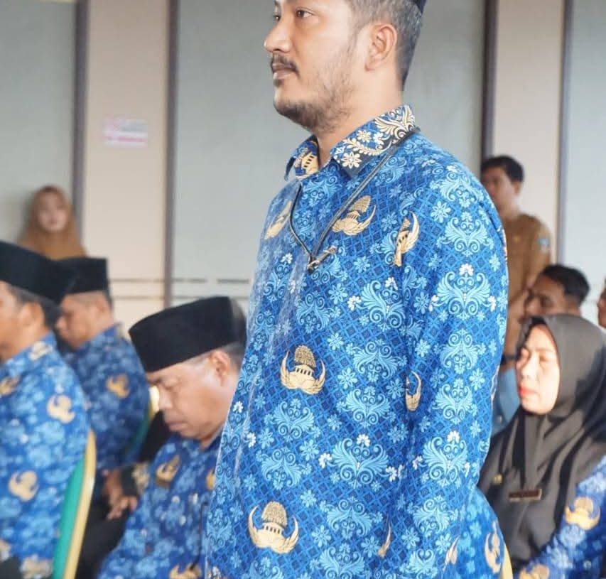 Bupati Dharmasraya Lantik 18 Pejabat : Tegaskan Komitmen Meritokrasi dan Percepatan Program Prioritas