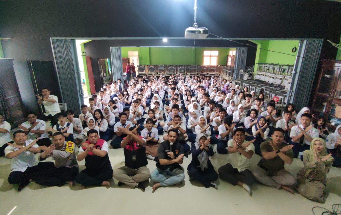 Police Goes to School, Polsek Tambora Ajak Pelajar Jauhi Tawuran dan Bullying