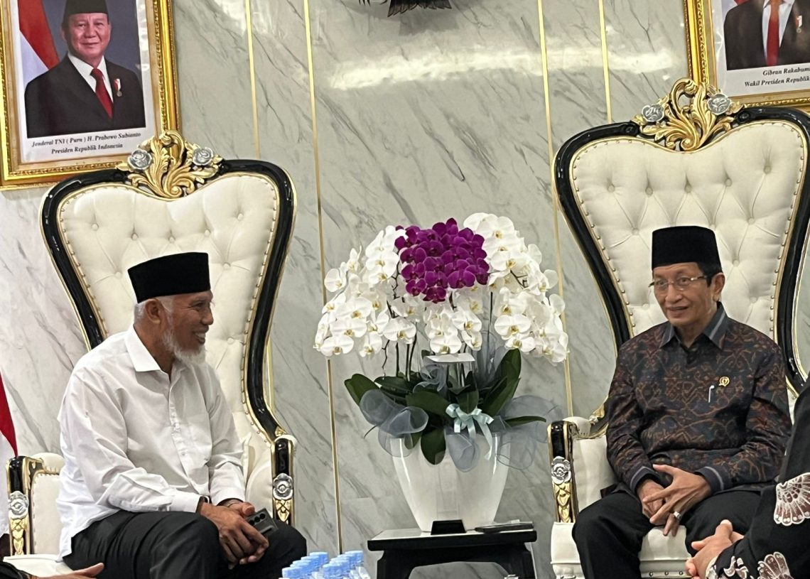 Gubernur Mahyeldi Temui Menag, Dorong Wakaf Produktif dan Usulkan Sumbar Tuan Rumah Rakernas Asrama Haji
