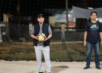 Wako Solok Ramadhani Buka Turnamen Volly SRVC Cup I se-Kota dan Kabupaten Solok