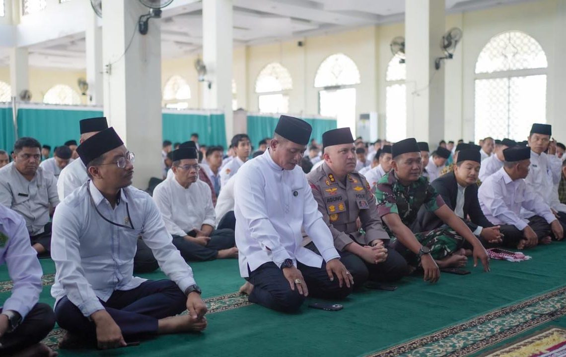 Pemerintah Kabupaten Solok Bersama Kemenag Gelar Sholat Istisqa’, Memohon Turunnya Hujan