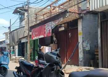 Diduga Langgar Aturan, Proyek Bangunan di Kapuk Diminta Dihentikan Sementara