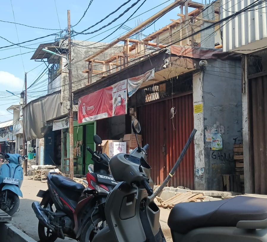 Diduga Langgar Aturan, Proyek Bangunan di Kapuk Diminta Dihentikan Sementara