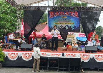 Terminal Kalideres Gelar Panggung Hiburan dan Santunan Yatim di Puncak HUT RI ke-80