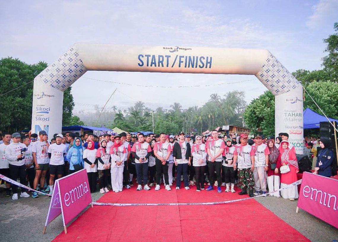 Dharmasraya 5K Fun Run 2025 Meriah dan Sukses, Ribuan Warga Tumpah Ruah Padati Jalan Lintas Sumatera Pulau Punjung