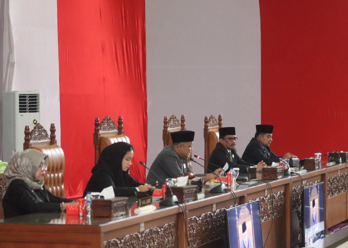 DPRD Kabupaten Dharmasraya Gelar Paripurna Mendengarkan Pidato Kenegaraan Presiden RI