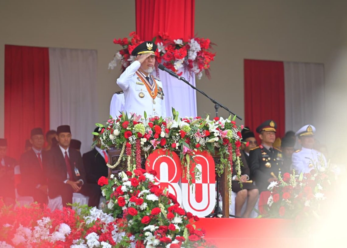 Peringatan HUT ke-80 RI di Sumbar, Gubernur Mahyeldi Ajak Masyarakat Kokohkan Persatuan Menuju Indonesia Emas