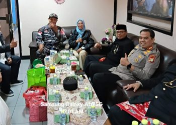 Kepala Bakesbangpol DKI Jakarta & Dirbinmas Polda Metro Jaya Hadiri Upacara HUT RI Bersama FLO DKI Jakarta 