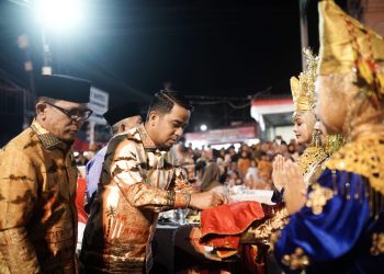 Di Malam Renungan Peringatan Kemerdekaan RI ke-80, Ramadhani Ajak Semua Elemen Menyatu Memajukan Kota Solok