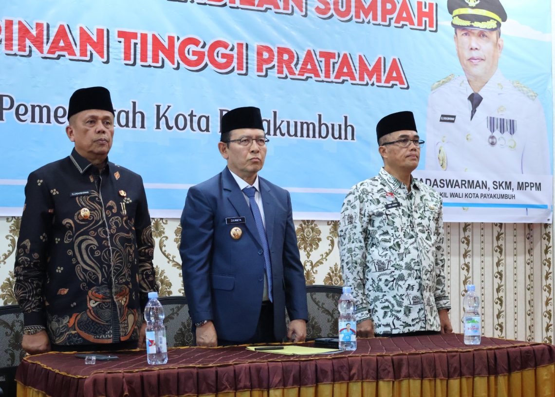 Wali Kota Payakumbuh Zulmaeta Lantik dan Ambil Sumpah 14 Pejabat Jabatan Pimpinan Tinggi Pratama