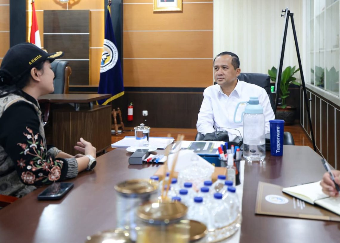 Padang Hilalang Dua, Menyalakan Kembali Asa yang Dulu Pernah Redup