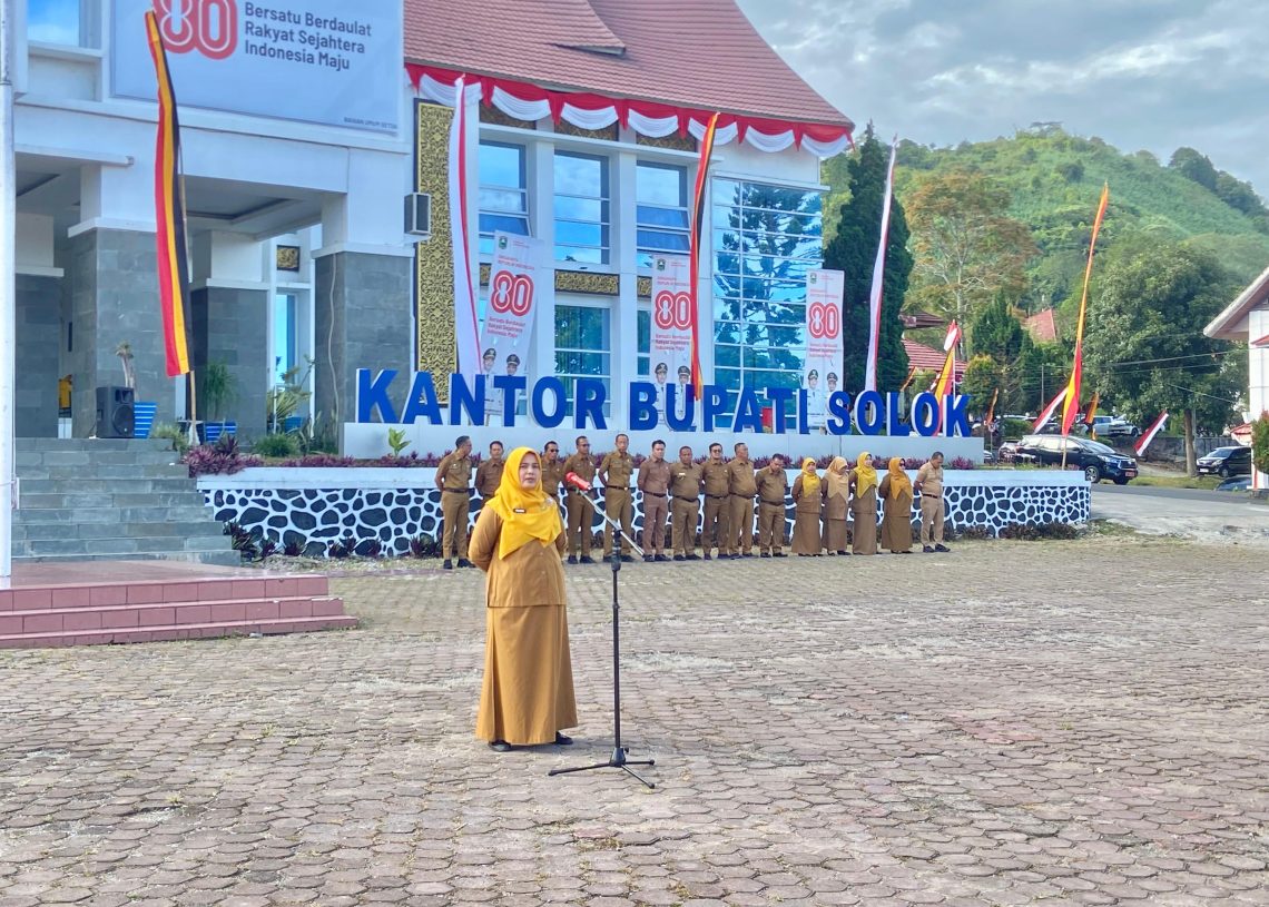 Kadis Kominfo Pimpin Apel Senin Pagi di Lingkungan Pemkab Solok