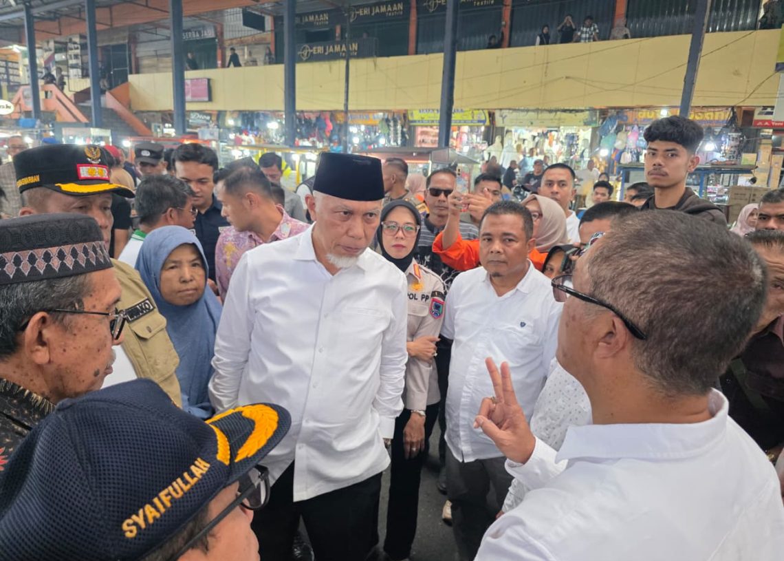 Gubernur Mahyeldi Tinjau Pasar Payakumbuh Pasca Kebakaran