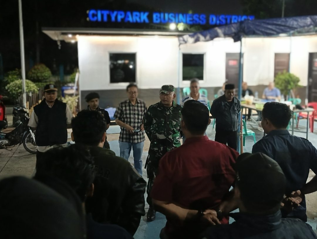 RW 014 Gelar Patroli Gabungan Antisipasi Gangguan Kamtibmas di Cengkareng Timur