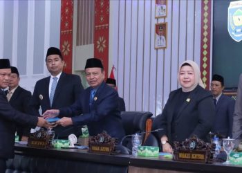 Bupati dan Wakil Bupati OKU Selatan Hadiri Rapat Paripurna DPRD OKU Selatan
