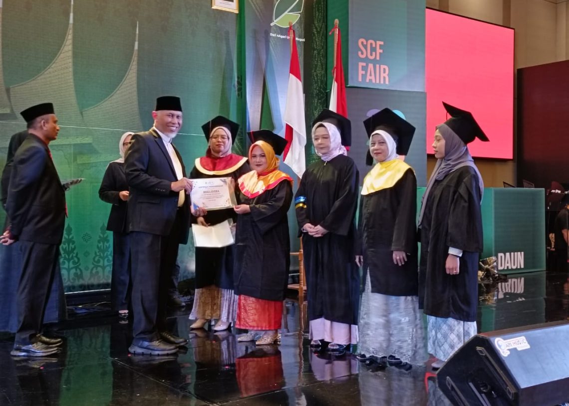Gubernur Sumbar Hadiri Wisuda Pluzi Academy Batch, Berharap Lahirkan Wirausaha Unggul