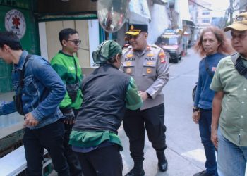 Kapolsek Tambora Sosialisasi dan Beri Pembinaan kepada Pengemudi Ojek Online Jelang Aksi Unjuk Rasa