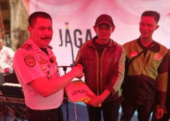 Terminal Kalideres Peringati Harhubnas ke-55, Bagikan Beras untuk Komunitas Ojol