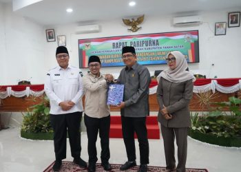 Jawaban atas Pandangan Umum Fraksi DPRD Tanah Datar Disampaikan Bupati Tanah Datar