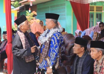 Seluruh Elemen Masyarakat Nagari Sumani Gelar Syukuran Suryadi Nurdal jadi Wawako Solok
