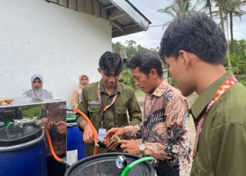 Mahasiswa UNP Olah Limbah Pinang Jadi Biogas dan Pewarna Tekstil Alami