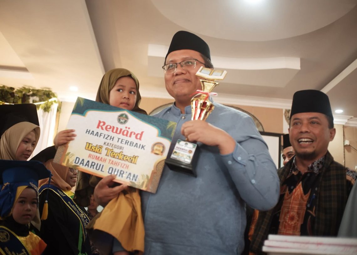 Ini Pesan Wabup saat Hadiri Khatam dan Wakaf Hafizh