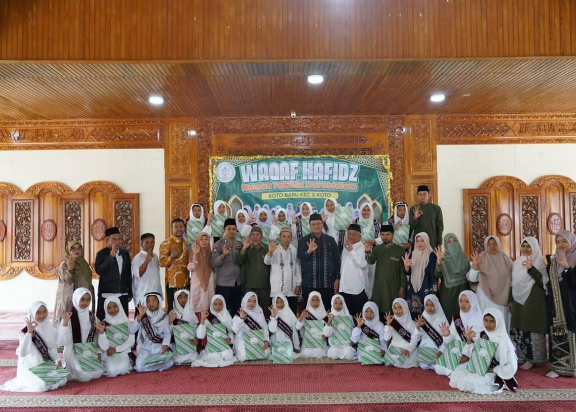Wabup Tanah Datar Buka Waqaf Hafidz
