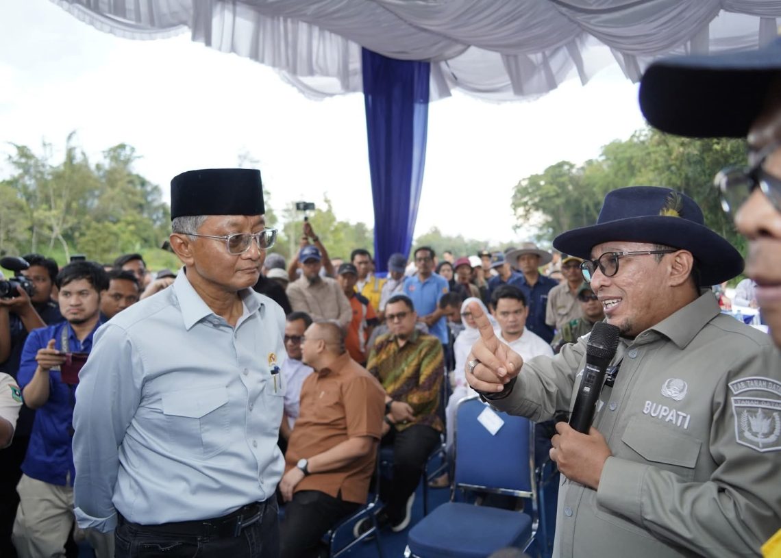 Tinjau Lokasi Rencana Pembangunan Sabo Dam, Menteri PU : Segera Kita Laksanakan Pembangunannya