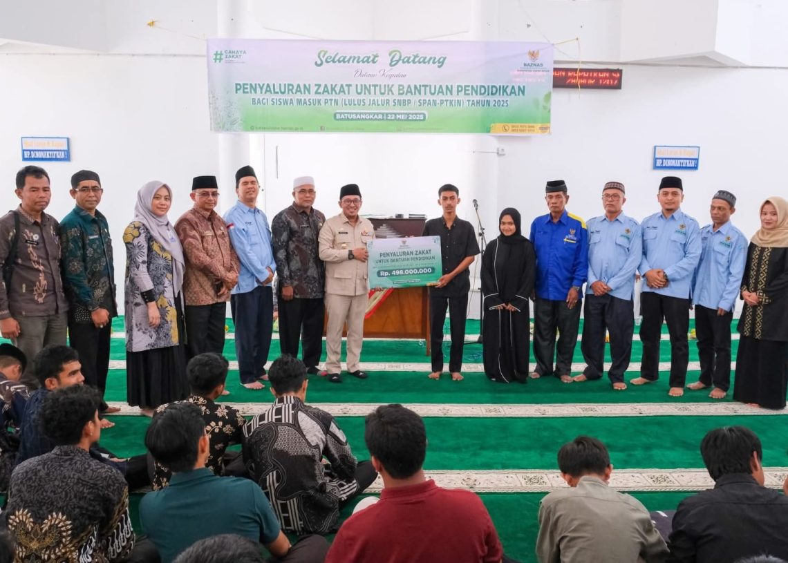 281 Calon Mahasiswa Terima Bantuan