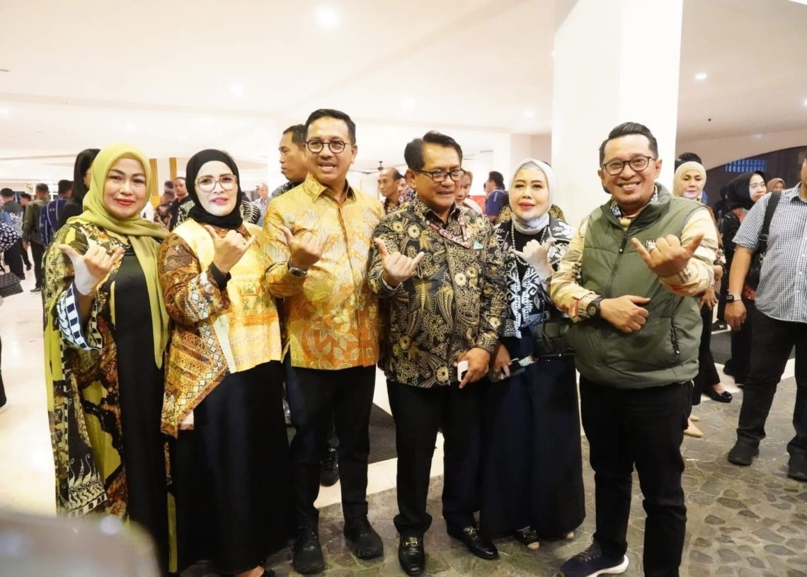 Bupati Tanah Datar Hadiri Gala Dinner APKASI 2025 di Likupang Minahasa Utara