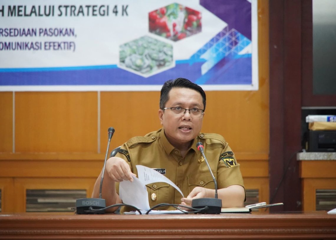 Wabup Tanah Datar Hadiri Forum Komunikasi