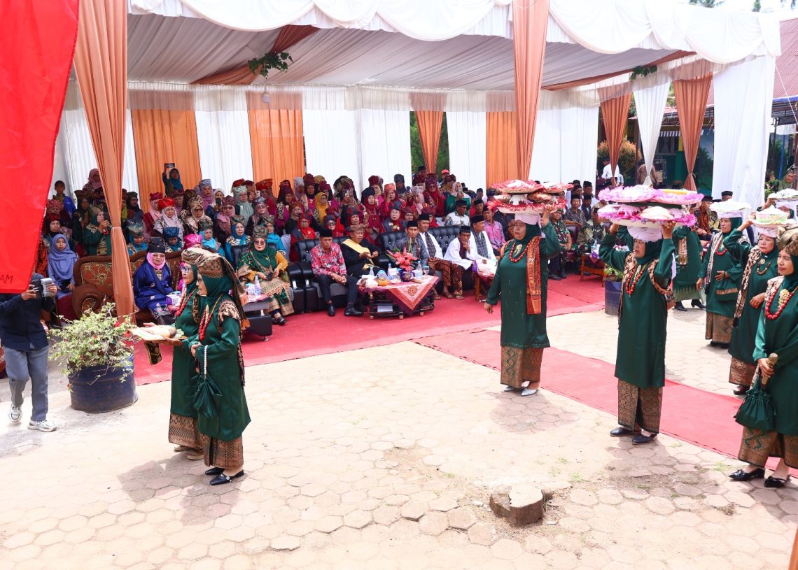 Nagari Tiakar Angkat Tradisi Minangkabau Melalui Program Satu Nagari Satu Event