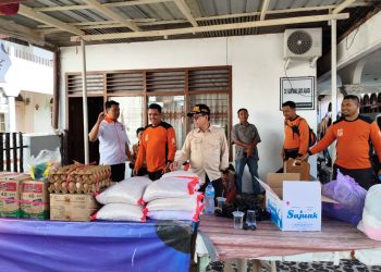 Kebakaran di Pasa Gadang, Pemprov Sumbar Respon Cepat Salurkan 317 Kg Beras untuk Dapur Umum