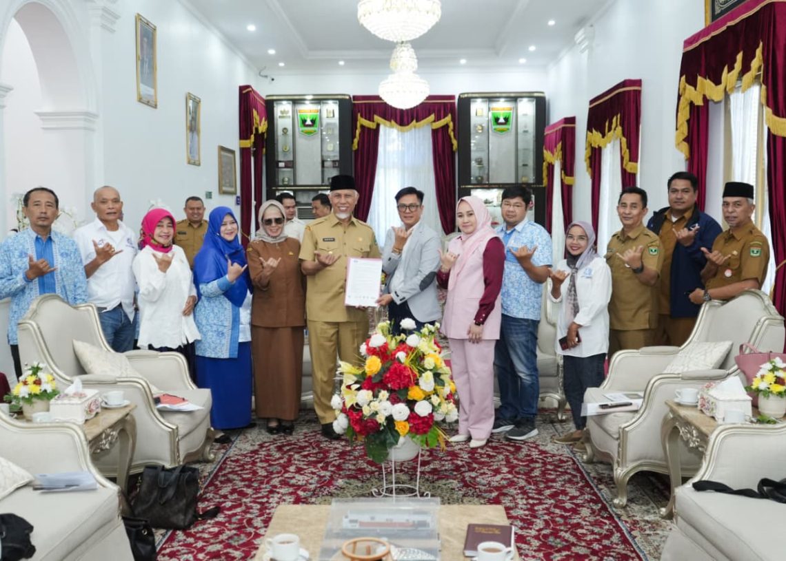 Terima Audiensi ASITA Sumbar, Mahyeldi Tegaskan Dukungan Kolaboratif Penguatan Sektor Pariwisata