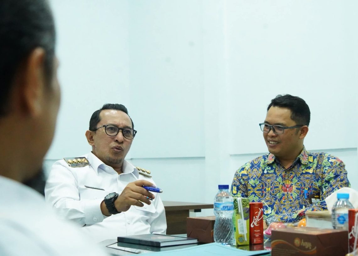 Proses Pembangunan SR Dipaparkan Bupati Tanah Datar