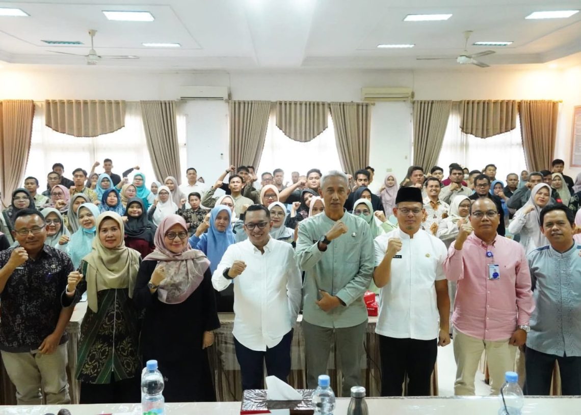 Bupati Tanah Datar Buka Rakor SLRT dan Sosialisasi DTSEN