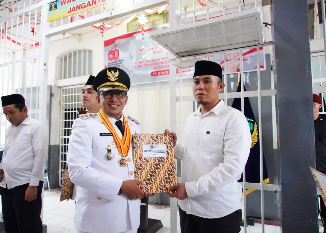 84 Orang Warga Binaan Rutan Kelas II B Batusangkar Terima Remisi saat HUT RI ke- 80