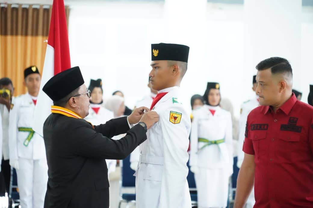 63 Orang Paskibraka Tanah Datar Dikukuhkan Bupati Tanah Datar