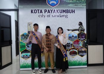 Zulmaeta Lepas Dua Finalis Duta Generasi Berencana pada Ajang Pemilihan Duta Genre Provinsi