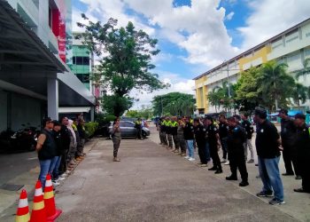 Satpol PP Gelar Pengamanan Antisipasi Tawuran di RW 014 Cengkareng Timur