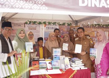 Sembari Meresmikan Gedung Perpustakaan, Wali Kota Ramadhani Buka Festival Literasi