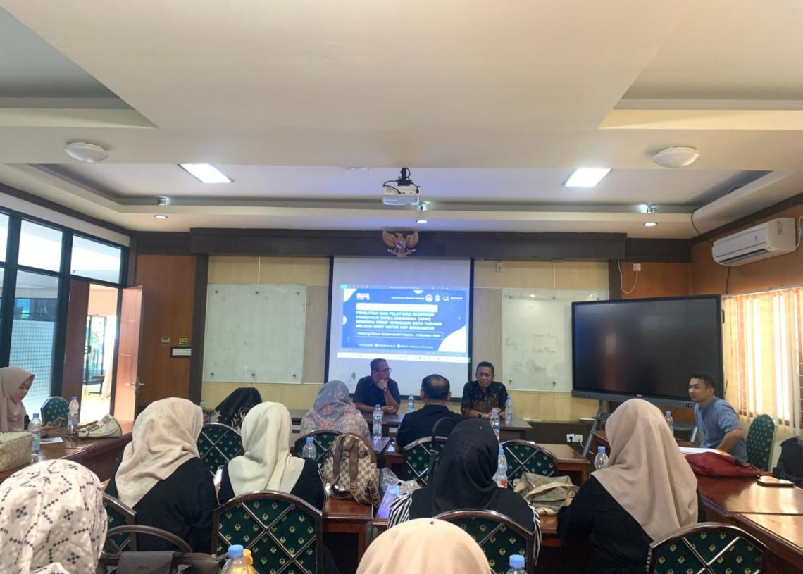MGMP Sosiologi Kota Padang Ikuti FGD Persiapan OPSI di SPs UNP