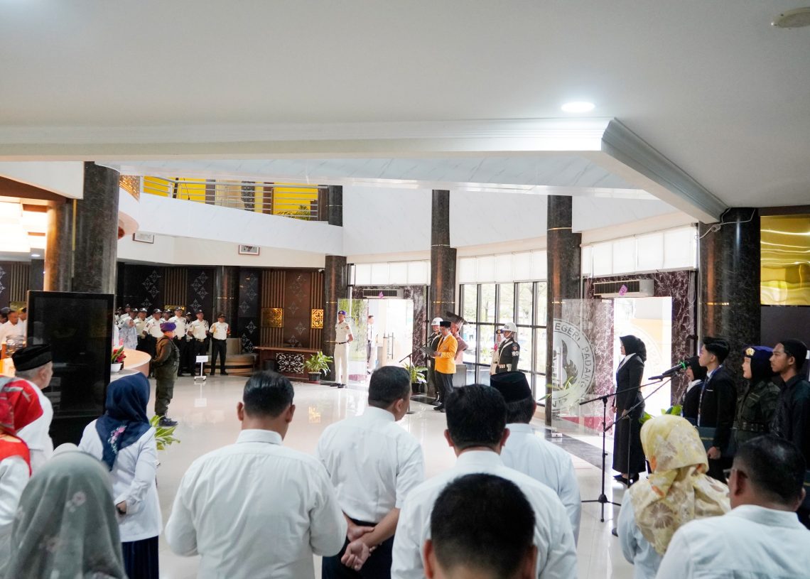 UNP Gelar Upacara Hari Pahlawan 2025